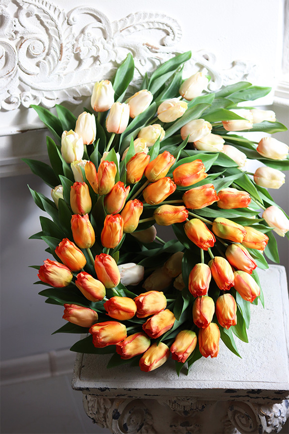 Tulipany Orange, wiosenny wianek z tulipanów