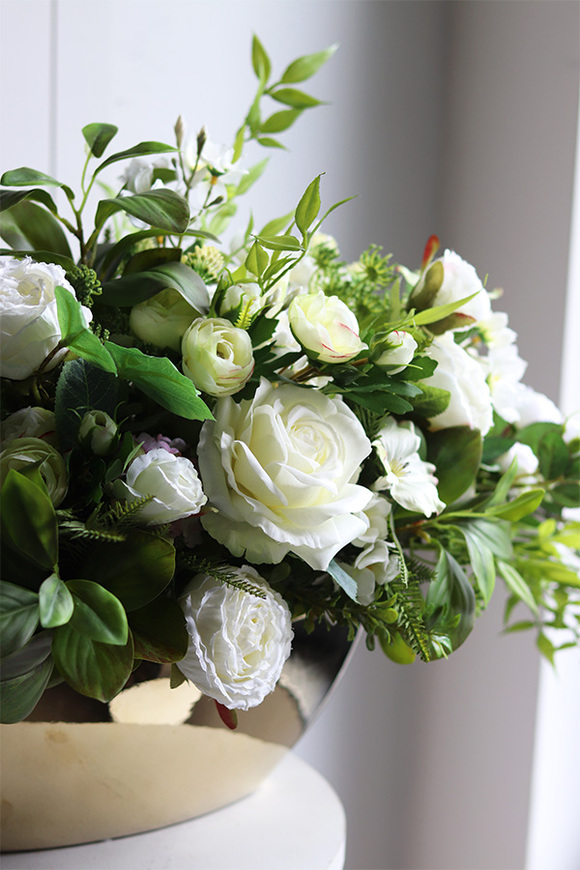 Złota Villeta Laos, kompozycja w ceramicznej łódce