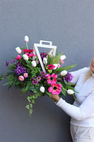 Floresa Amira Fiolet, kompozycja nagrobna w lampionie