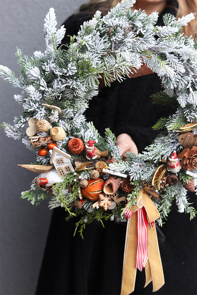 Święta u Teresy, świąteczny wianek na drzwi z ptaszkami