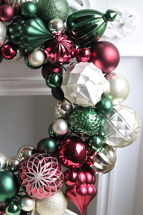 wianek bożonarodzeniowy Bombki Burgund