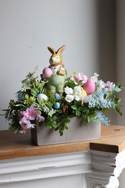 Easter Bunny Concrete, stroik wielkanocny z zajączkiem, wym.32x40cm