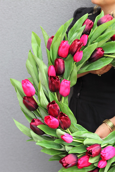 Witaj Wiosno Energy, wianek z tulipanów