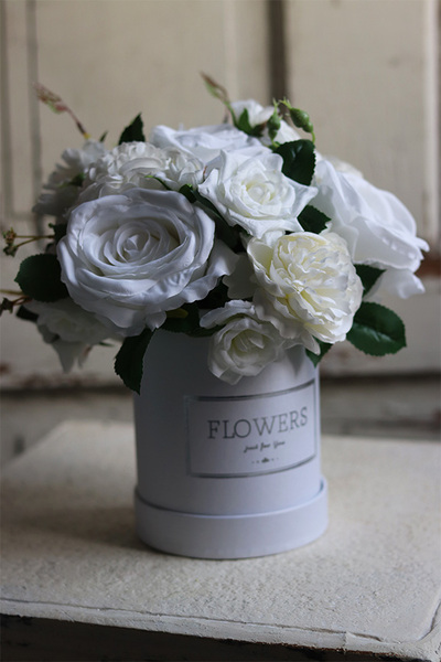 flowerbox z białymi kwiatami, Bielissa, wys.25cm 