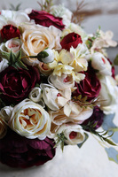 Ferina, kompozycja kwiatowa w lustrzanym naczyniu, wym.22x32cm 