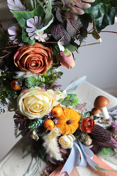 Mushroom, jesienny asymetryczny wianek z dynią