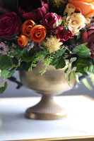 Milano Colors, bogata kompozycja kwiatowa w pucharze