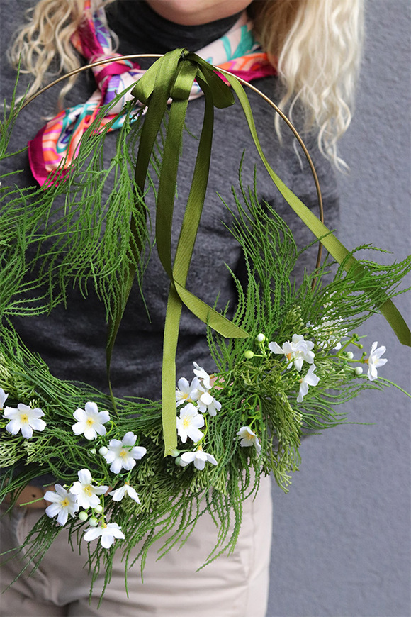 Subtelle Bianco, wianek na drzwi na obręczy