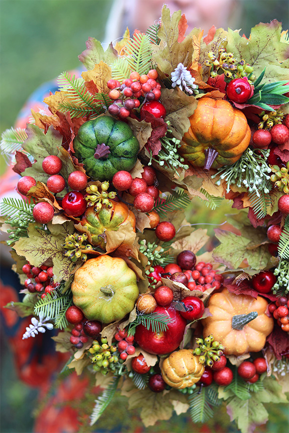 Meriera, jesienny wianek z dyniami