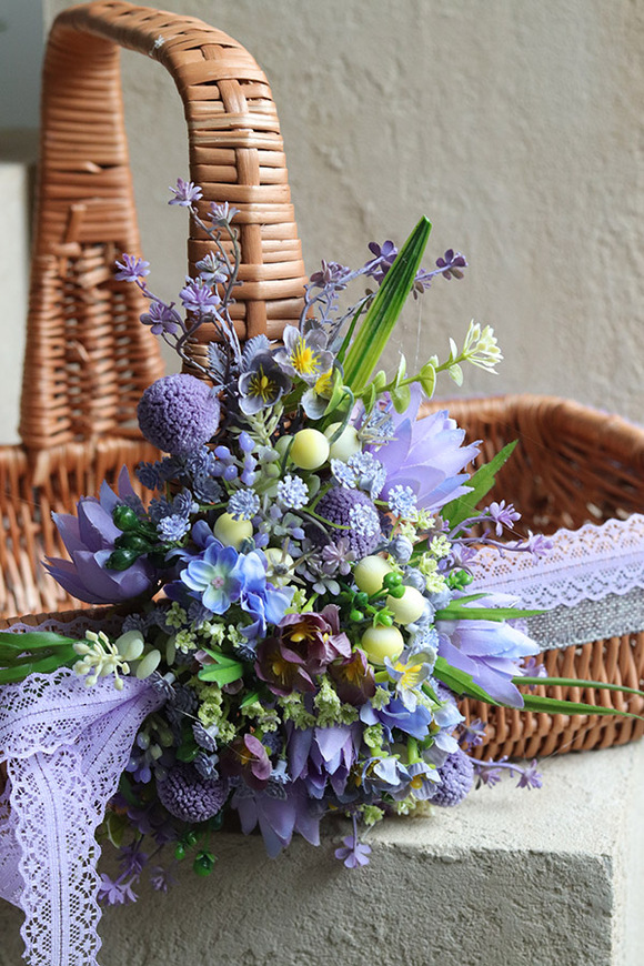 Violetta, dekorowany koszyczek wielkanocny