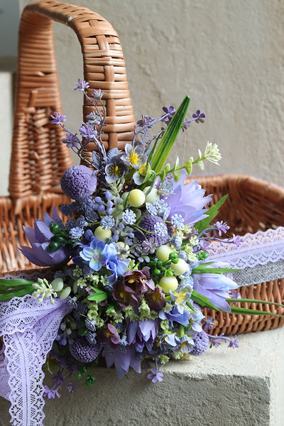 Violetta, dekorowany koszyczek wielkanocny