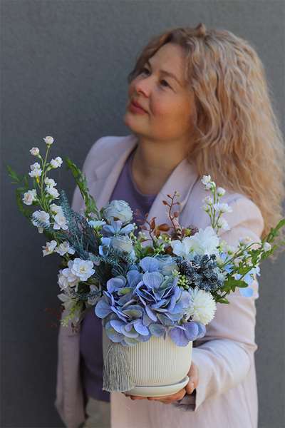 Blue Origami, błękitna kompozycja w pucharze