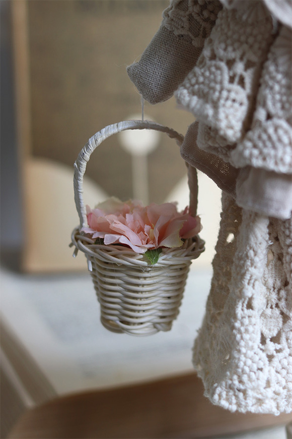  Doll Dominique, figurka laleczka boho, dziewczynka