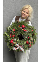 Naturalmente, świąteczny wianek na drzwi