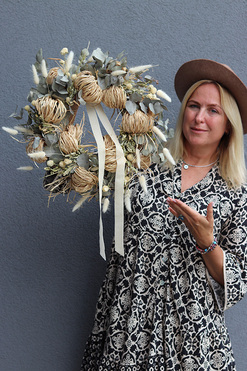 OD RĘKI Hay Pumpkins, dekoracyjny wianek z suszem, rozp.47cm