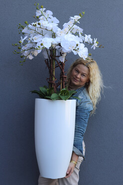 White Fiberglass Grande, duży storczyk w białej donicy, wys.118cm