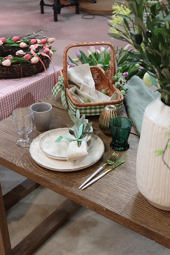 Coco Grandia, dekorowany koszyczek wielkanocny