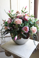 Figaro Cinderella 2, efektowna kompozycja kwiatowa w lustrzanym wazonie, wys.48cm