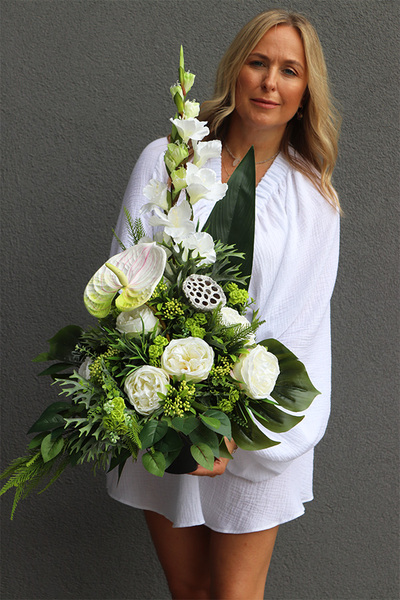 White Fluena, komplet dekoracji nagrobnych, kompozycja