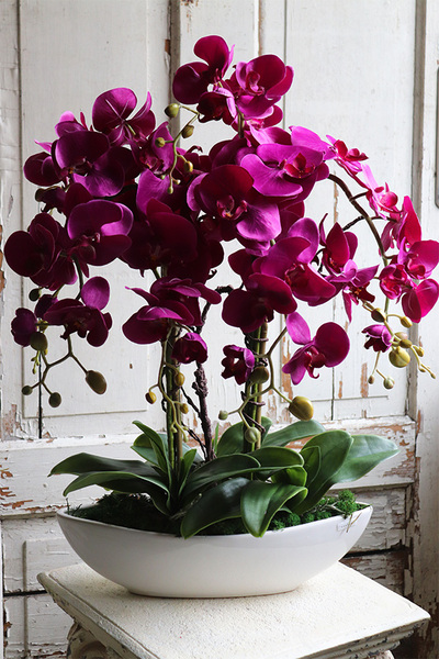 Laos Fuksja Big, sztuczny storczyk w białej donicy, wys.68cm