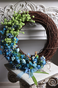 Zające w Błękicie, wielkanocny wianek dekoracyjny, rozp.50cm