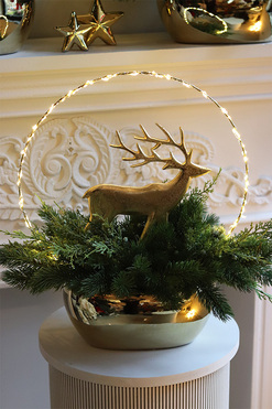 Reny Norwegia, świąteczny stroik LED z reniferem, wym.50x54x26cm