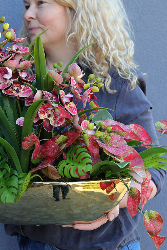 Dekoria Laos Granada, sztuczny storczyk w łódce