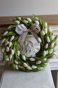 wianek z tulipanów, Witaj Wiosno Baby Pink, śr.40cm