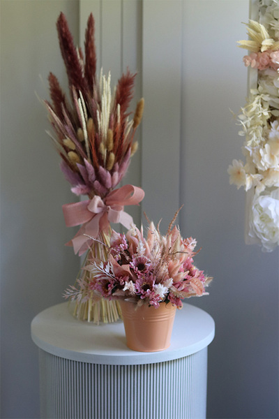 Boho Peach, dekoracja kwiatowa z kłosami