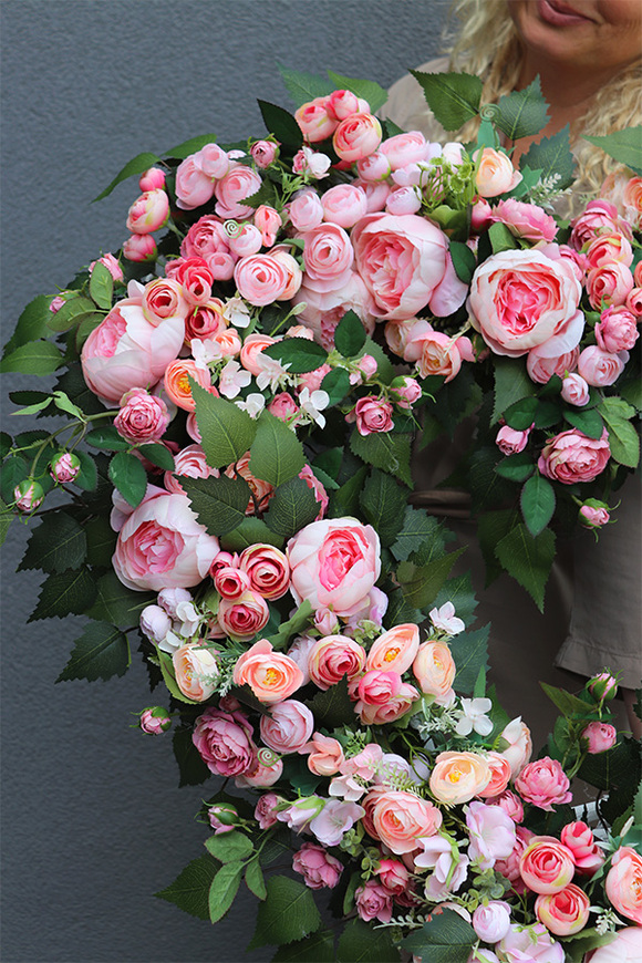 Angielska Róża XXL, wieniec nagrobny w kształcie serca