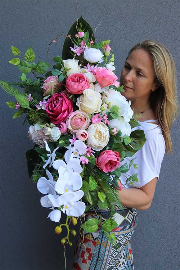 Lozanna Pink, różowy bukiet nagrobny, dł.50cm 