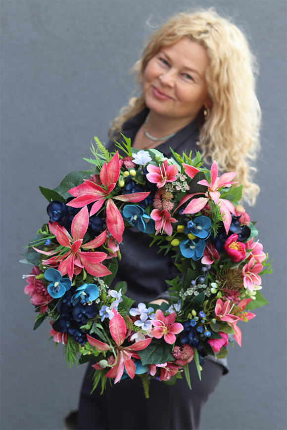 Helitre, wianek dekoracyjny na drzwi