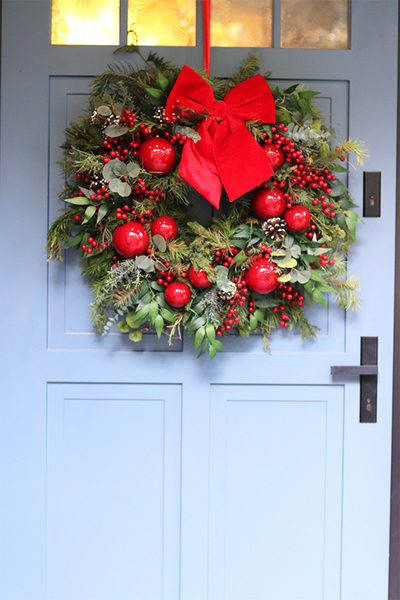 Christmas Exclusive, świąteczny wianek na drzwi na żywej igle