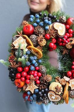 Wigilia Piernikowa, świąteczny wianek z suszem, śr.28cm 
