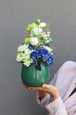 Luizetta, kwiatowa kompozycja w naczyniu, wys.36cm