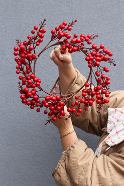 Czerwony Głóg, zimowy wianek owocowy, śr.40cm 