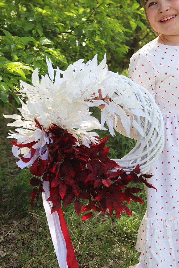 Tadeus, wianek patriotyczny na drzwi