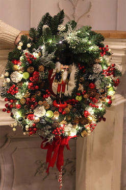 świąteczny wianek Dziadek do Orzechów Exclusive 2 LED, śr.53cm 