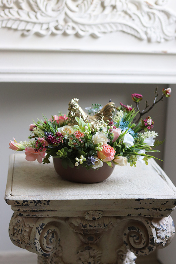 stroik wielkanocny ze złotą kurą, Wiosna w Domu