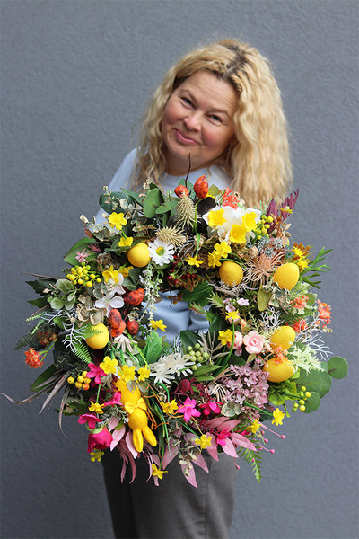 Tęcza Wielkanocna, wielkanocny wianek na drzwi z jajkami