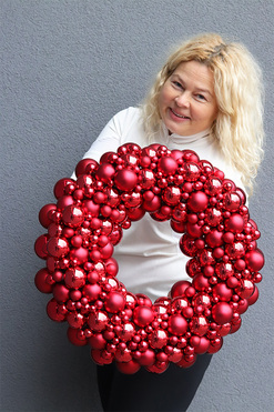 Pandora Red Big, świąteczny wianek ze szklanych bombek na drzwi, śr.50cm