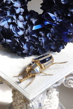 OD RĘKI Beetle B, dekoracja ścienna chrząszcz, wym.37.5x16x4.5cm