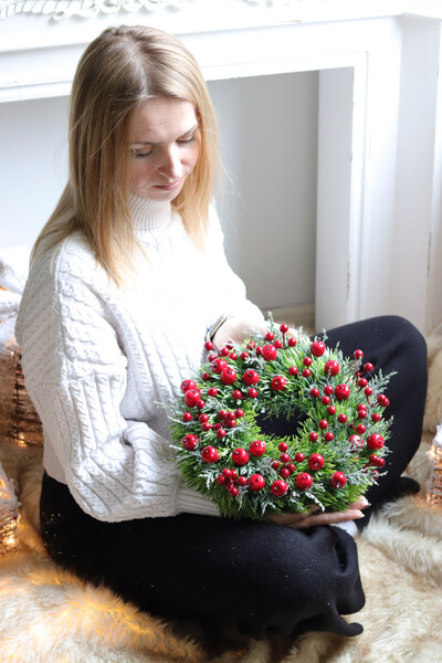 Winter Fruits, zimowy wianek na drzwi z owocami