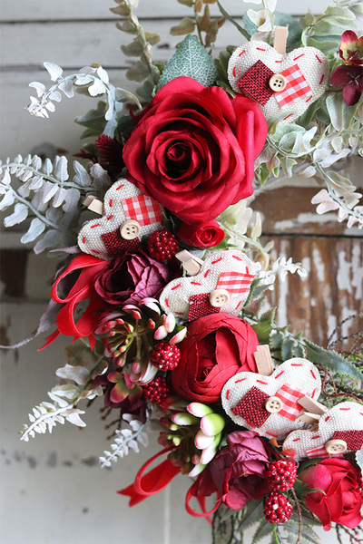 czerwony wianek walentynkowy, Serca, śr.35cm