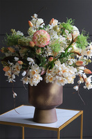 Nemilana, wiosenna kompozycja w pucharze