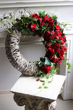 Czerwień serca, energetyczny wianek na drzwi, śr.50cm 