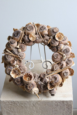 OD RĘKI Makove Pole, wianek na drzwi z makówkami, śr.30cm