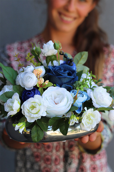 Niebieska Szwajcaria, kompozycja w srebrnym naczyniu, wym.17x30cm