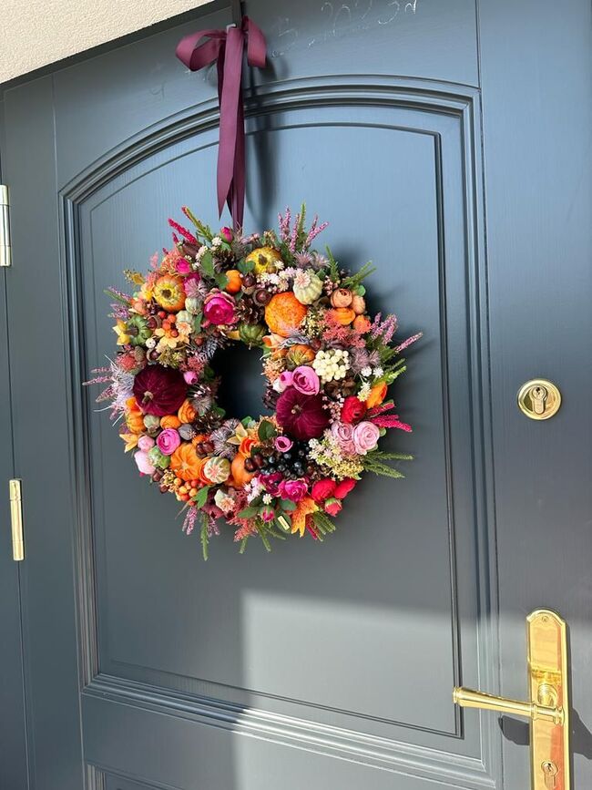 Leorie jesienny wianek z aksamitnymi dyniami