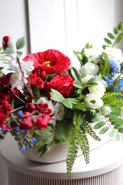 Polonijna, kompozycja kwiatowa w donicy, wym.80x30x35cm